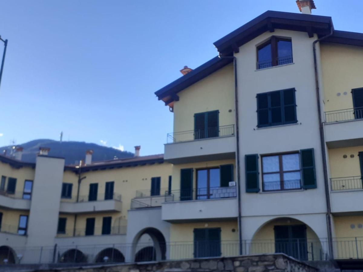 Residenza Michi Apartamento Gravedona Exterior foto